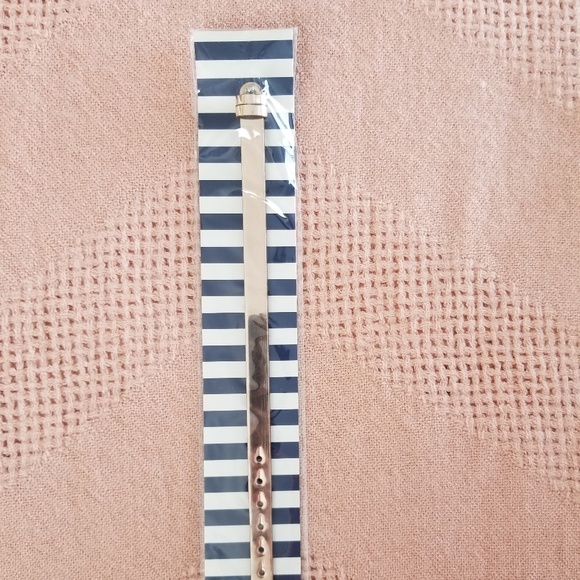Single Mirror Rose Gold Band - Picture 1 of 2